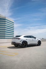 LAMBORGHINI URUS (WHITE) - Image 6